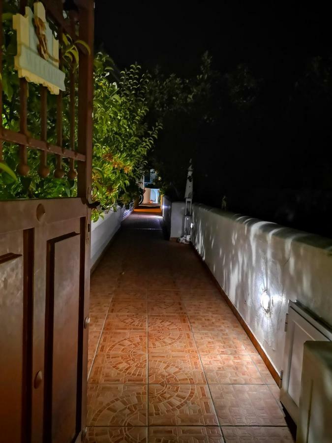 Spetses Center Comfy Apartment Exteriör bild